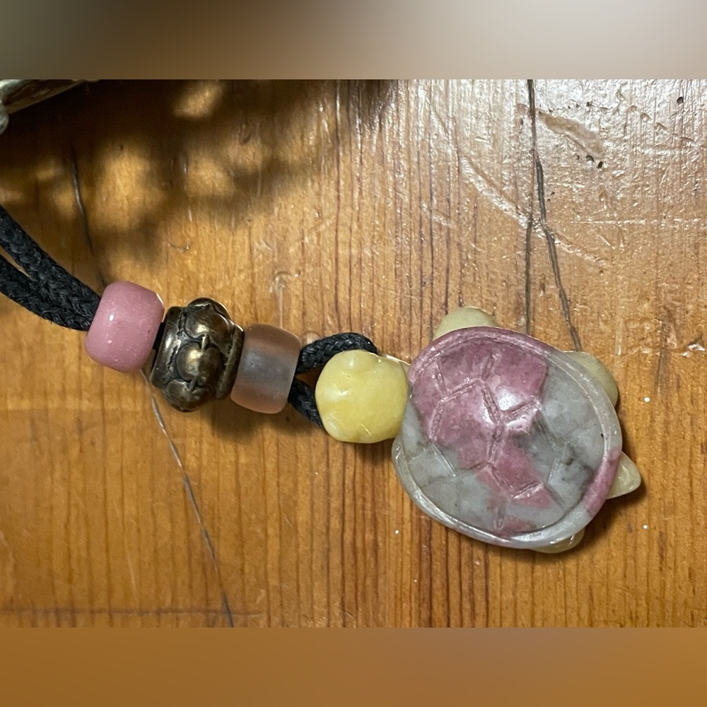 Two Hawaiian inspired necklaces - Picture 3 of 4